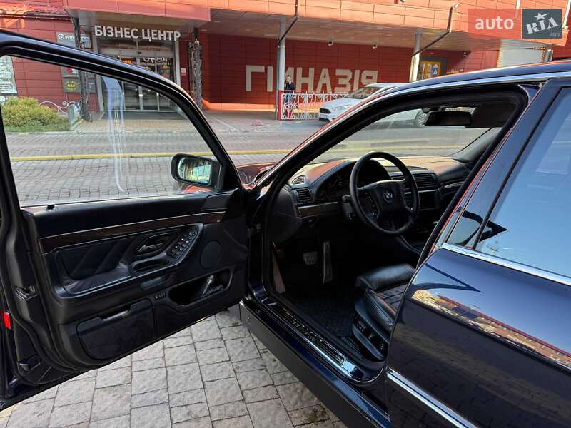 Седан BMW 7 Series 1997 в Львове