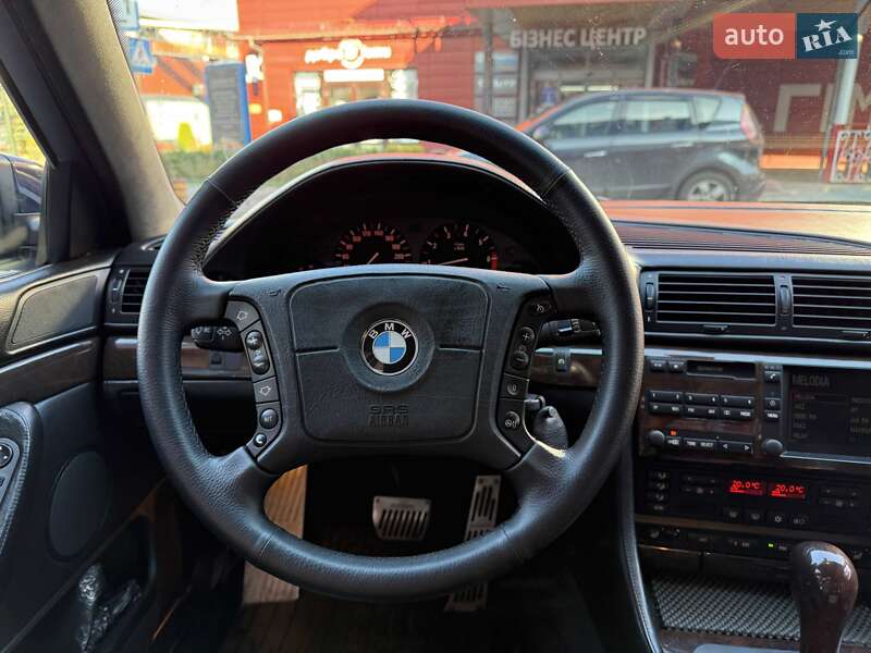 Седан BMW 7 Series 1997 в Львове