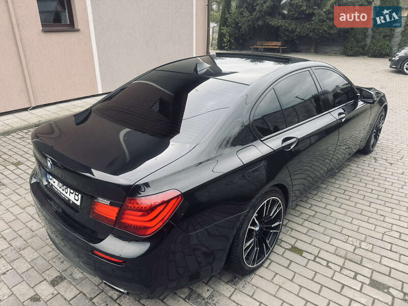 Седан BMW 7 Series 2012 в Львове