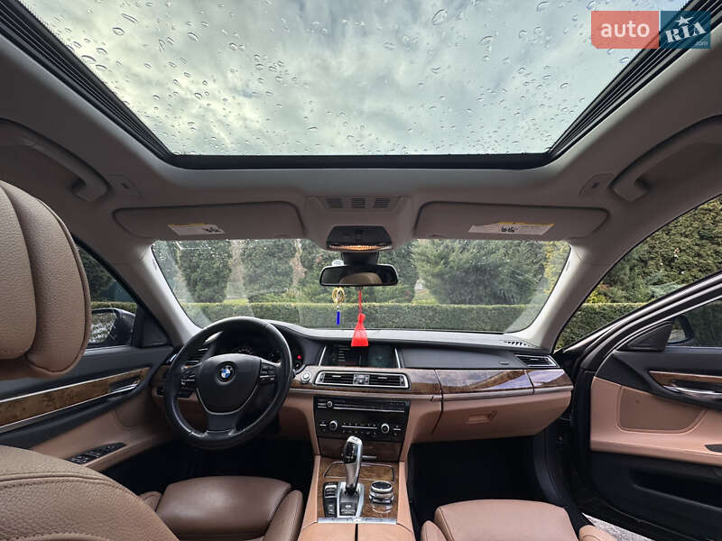 Седан BMW 7 Series 2013 в Тернополе