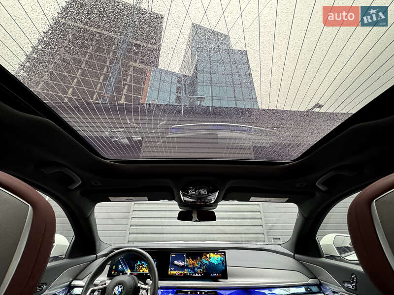 Седан BMW 7 Series 2023 в Киеве