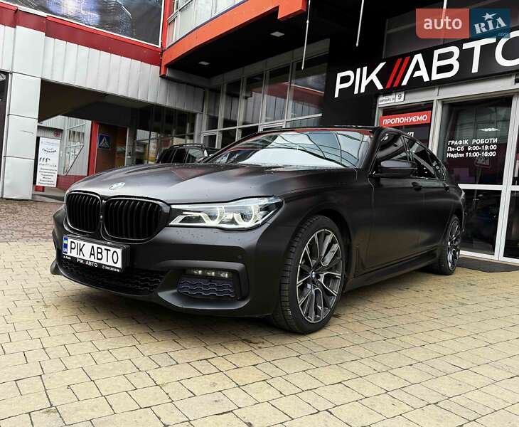 Седан BMW 7 Series 2016 в Львове