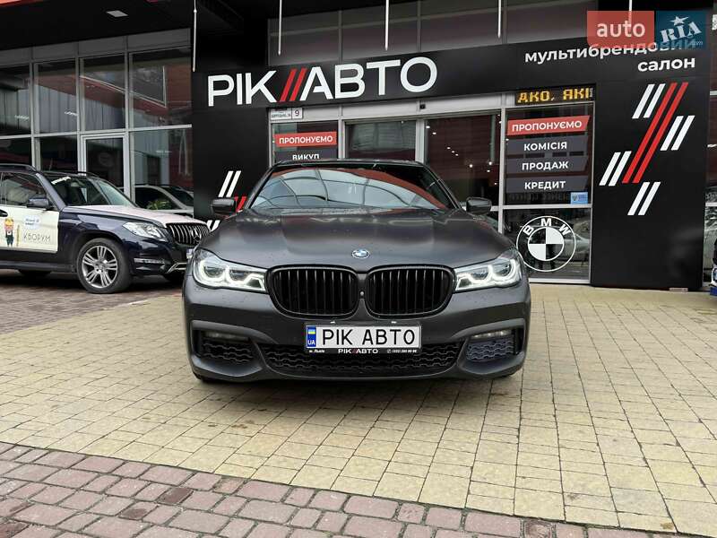 Седан BMW 7 Series 2016 в Львове