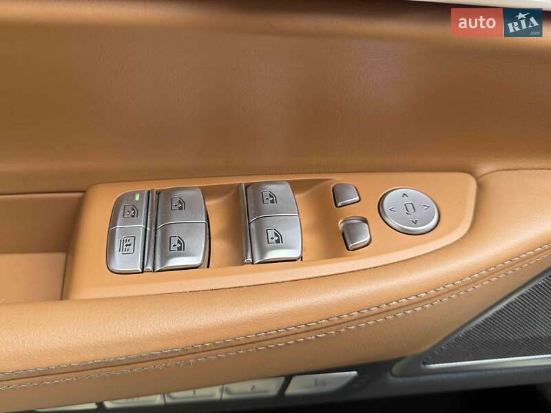 Седан BMW 7 Series 2016 в Львове