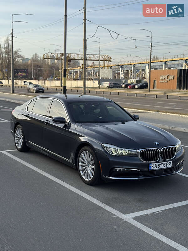 Седан BMW 7 Series 2016 в Киеве фото Седан BMW 7 Series 2016 в Киеве