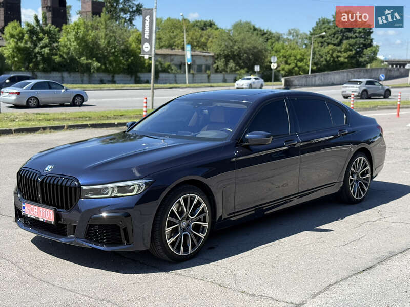 Седан BMW 7 Series 2019 в Львове