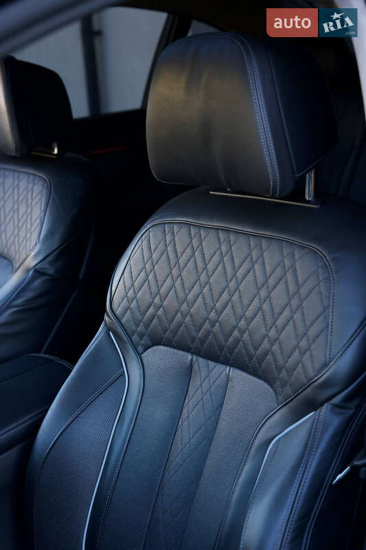 Седан BMW 7 Series 2015 в Одессе фото 12 Седан BMW 7 Series 2015 в Одессе