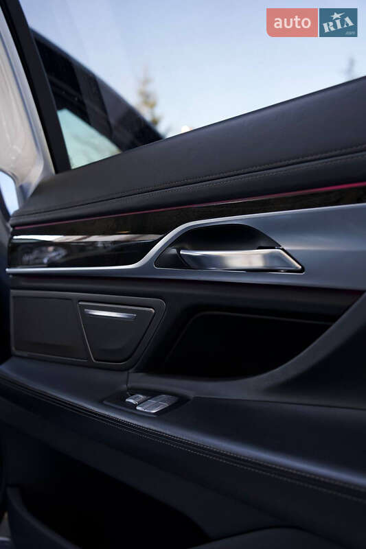 Седан BMW 7 Series 2015 в Одессе фото 23 Седан BMW 7 Series 2015 в Одессе