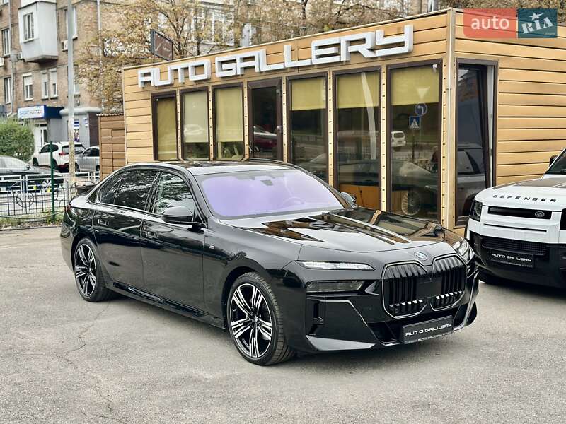 Седан BMW 7 Series 2024 в Киеве фото 4 Седан BMW 7 Series 2024 в Киеве