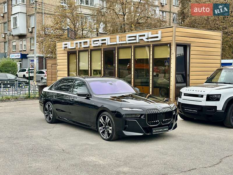 Седан BMW 7 Series 2024 в Киеве фото 7 Седан BMW 7 Series 2024 в Киеве