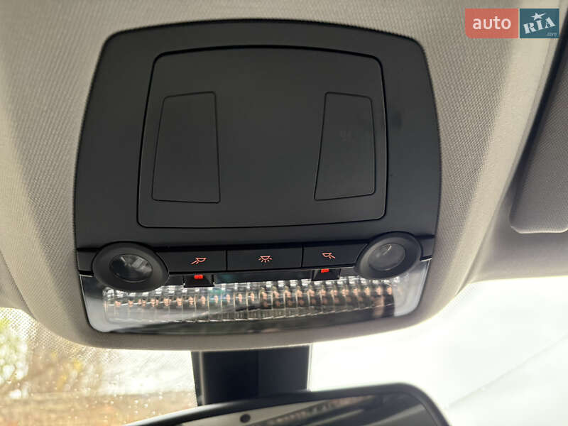 Седан BMW 7 Series 2014 в Києві