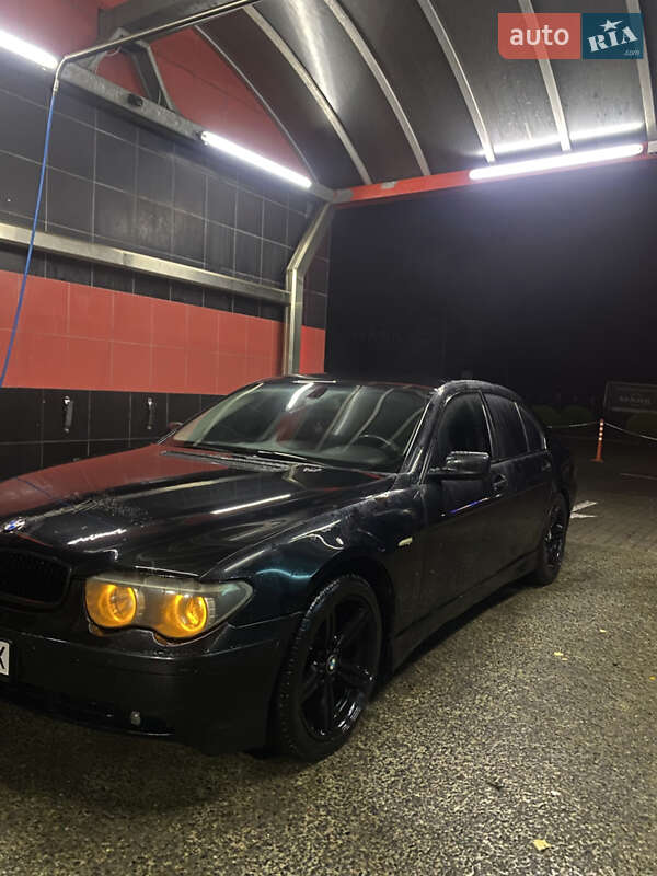 Седан BMW 7 Series 2003 в Львове