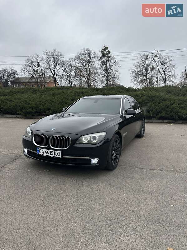 BMW 7 Series 2011