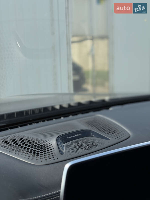 Седан BMW 7 Series 2020 в Киеве