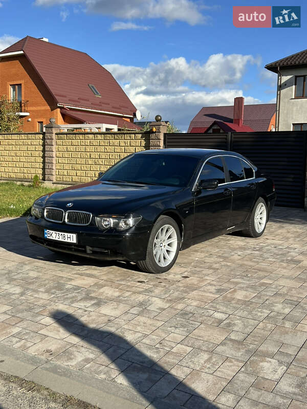 Седан BMW 7 Series 2002 в Костополе