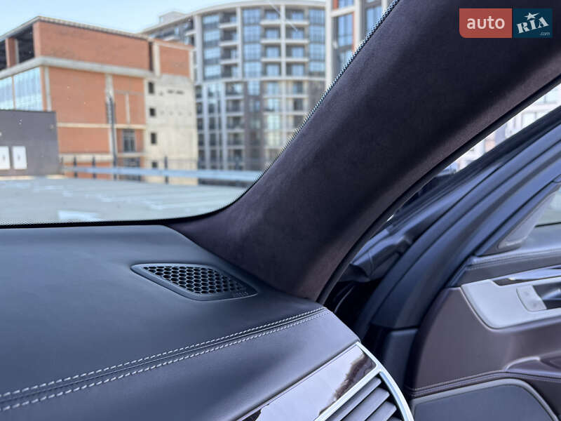 Седан BMW 7 Series 2017 в Ужгороде