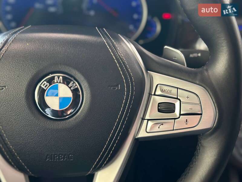 Седан BMW 7 Series 2016 в Львове