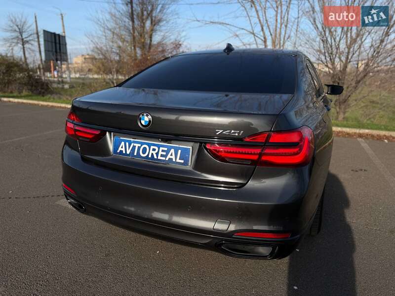 Седан BMW 7 Series 2017 в Кривом Роге