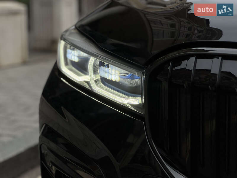 Седан BMW 7 Series 2022 в Киеве