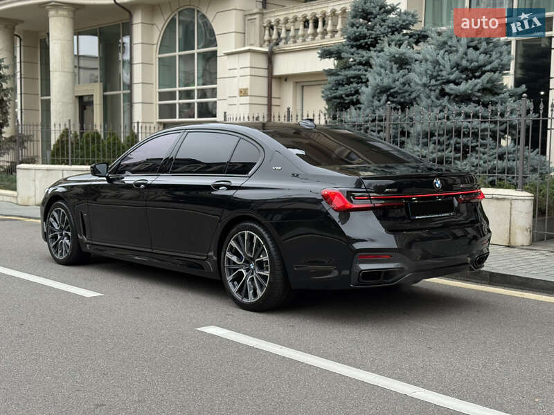 Седан BMW 7 Series 2022 в Киеве