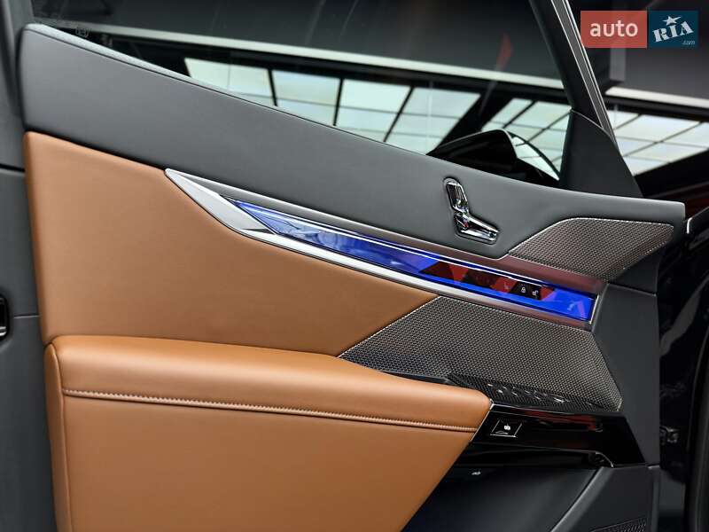 Седан BMW 7 Series 2023 в Киеве
