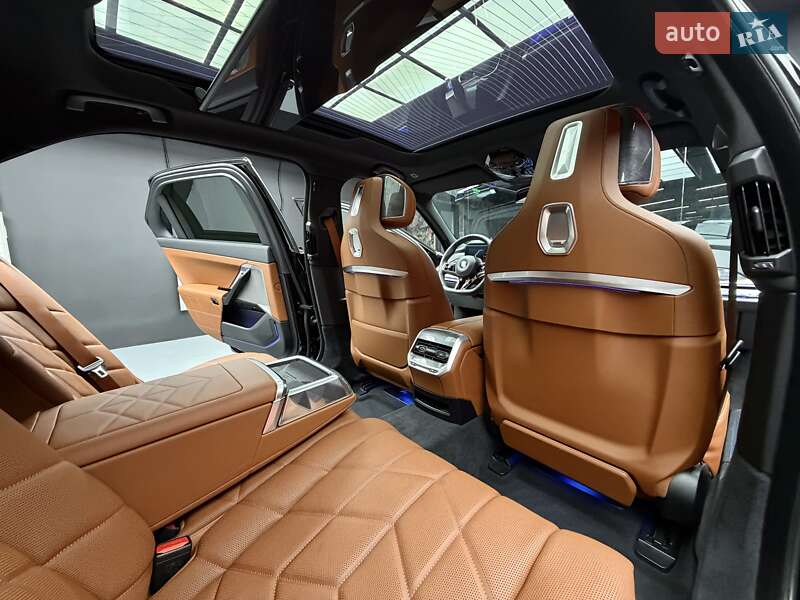 Седан BMW 7 Series 2023 в Киеве