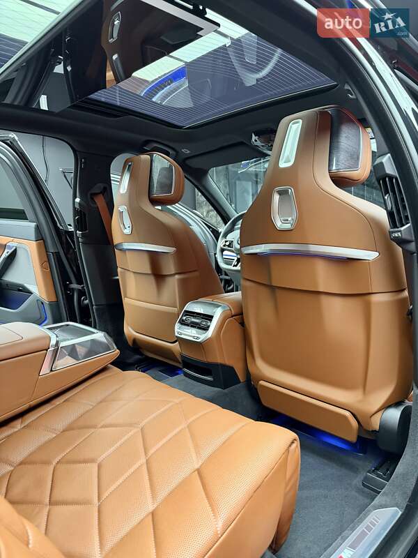 Седан BMW 7 Series 2023 в Киеве