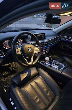 Седан BMW 7 Series 2019 в Ивано-Франковске