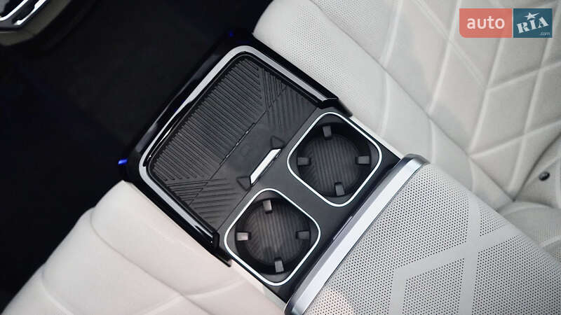 Седан BMW 7 Series 2024 в Львове фото 64 Седан BMW 7 Series 2024 в Львове