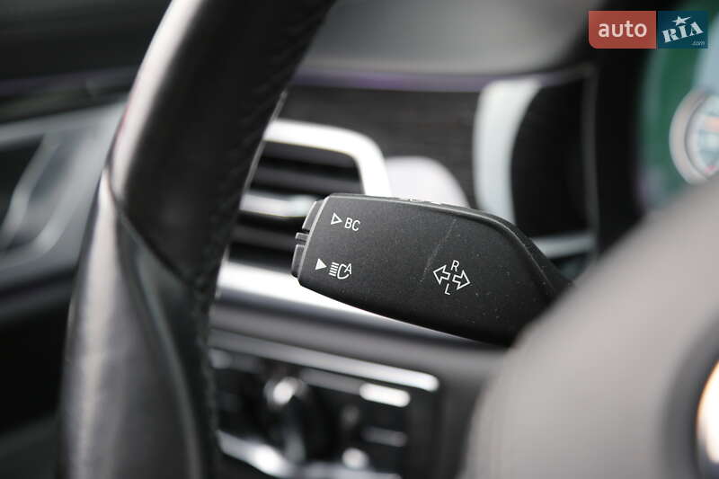 Седан BMW 7 Series 2016 в Киеве