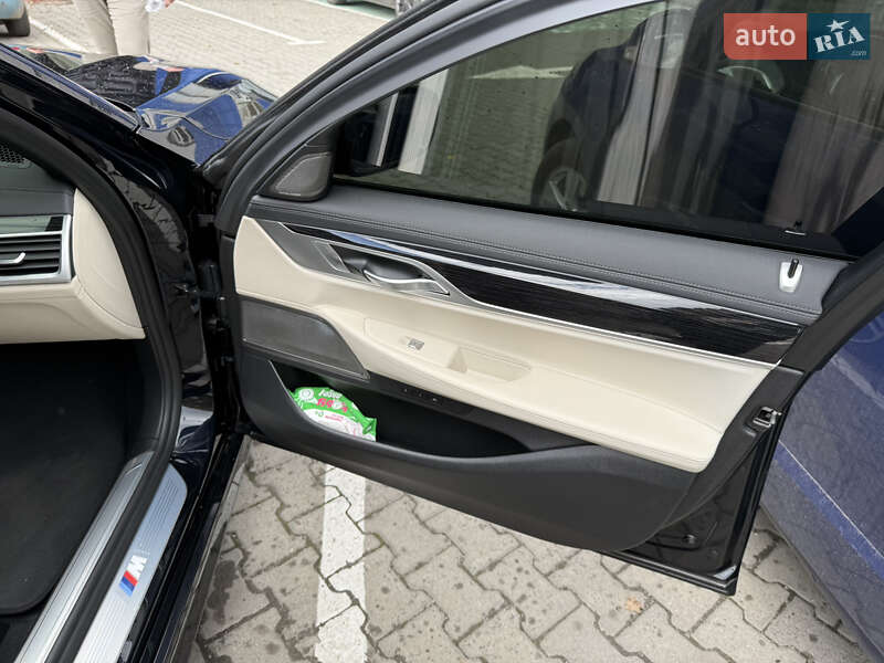 Седан BMW 7 Series 2019 в Киеве фото 11 Седан BMW 7 Series 2019 в Киеве