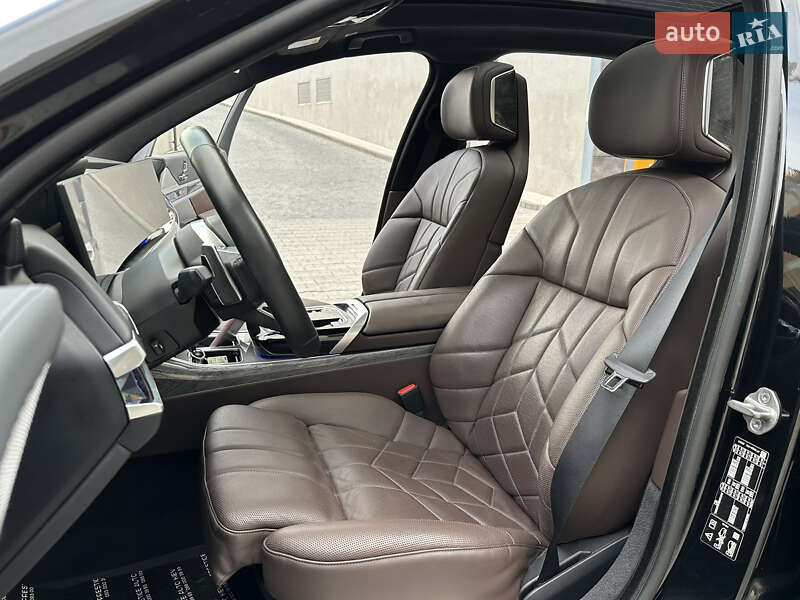 Седан BMW 7 Series 2022 в Киеве