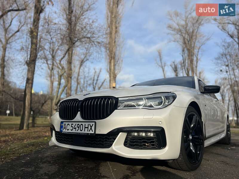 Седан BMW 7 Series 2016 в Киеве