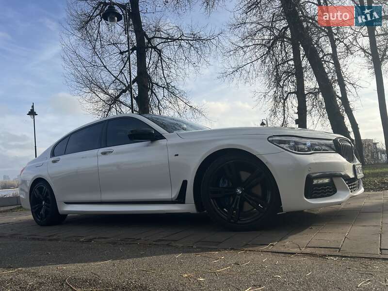 Седан BMW 7 Series 2016 в Киеве