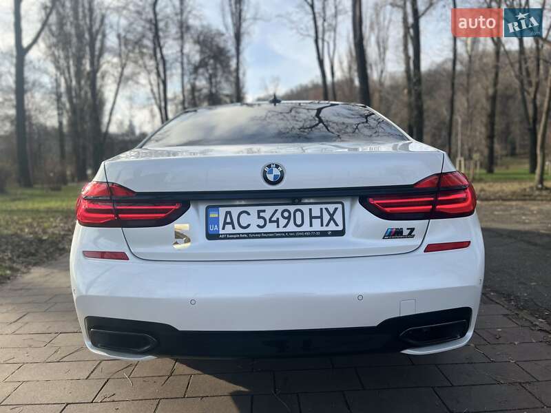 Седан BMW 7 Series 2016 в Киеве