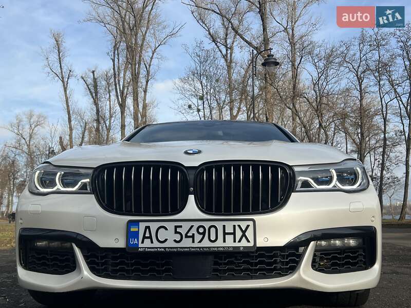 Седан BMW 7 Series 2016 в Киеве