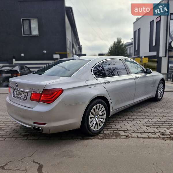 Седан BMW 7 Series 2011 в Виннице