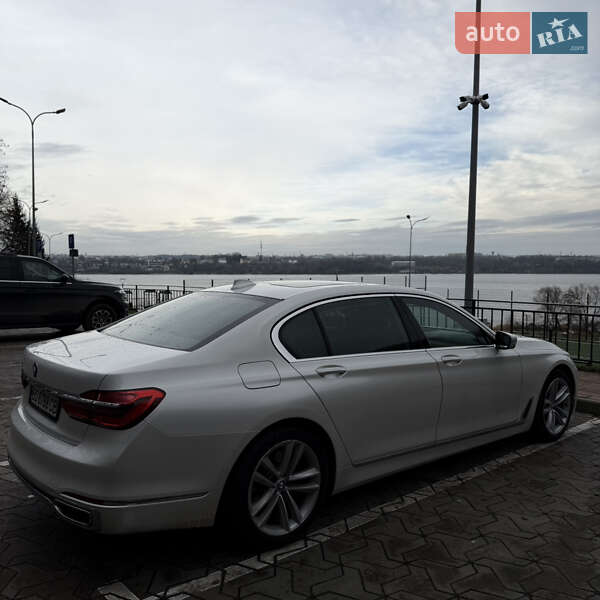 Седан BMW 7 Series 2016 в Тернополе фото 21 Седан BMW 7 Series 2016 в Тернополе