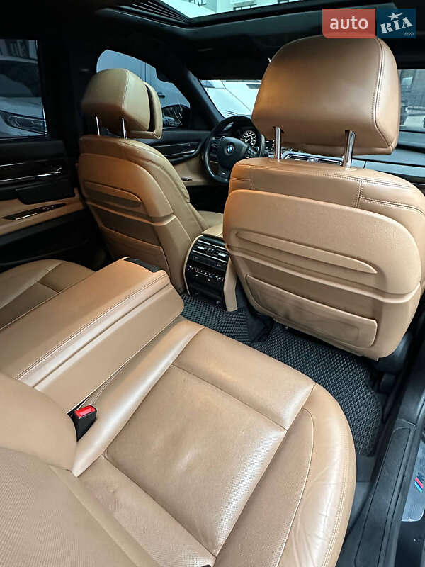 Седан BMW 7 Series 2013 в Киеве