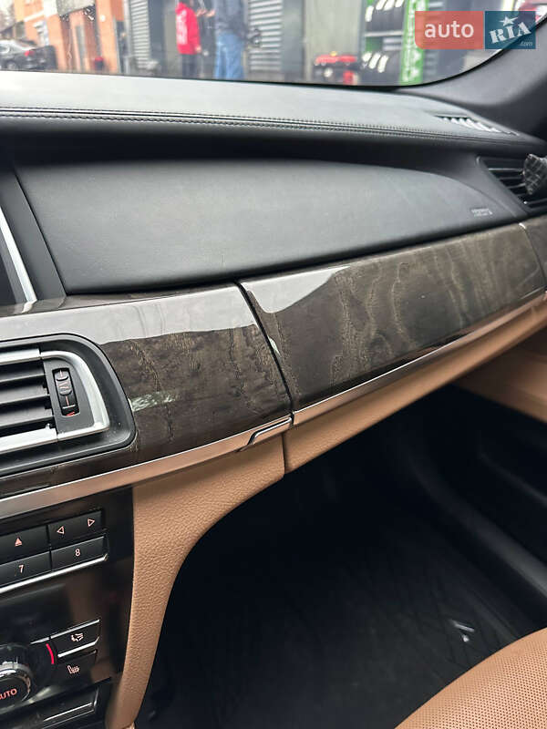 Седан BMW 7 Series 2013 в Киеве