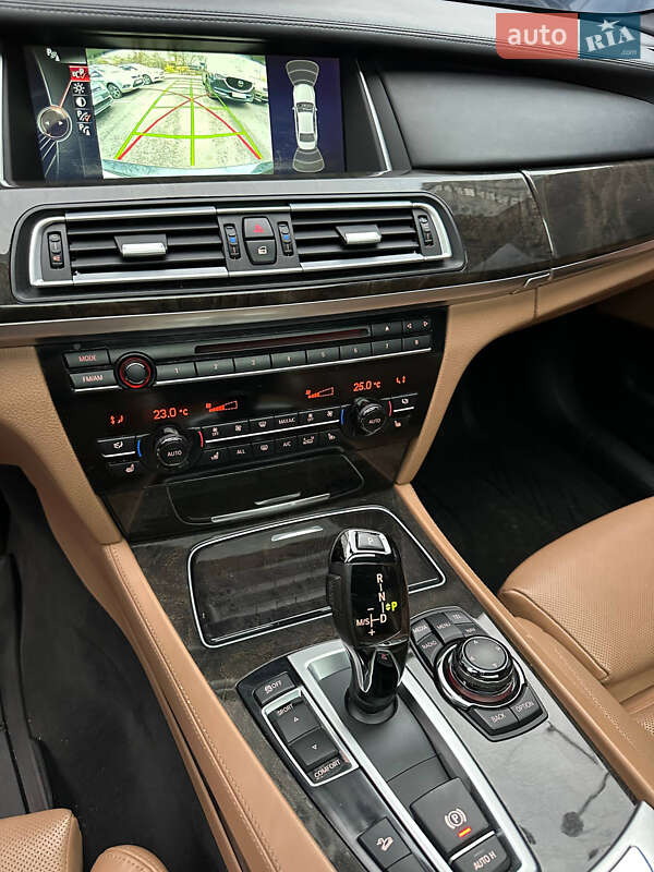Седан BMW 7 Series 2013 в Киеве