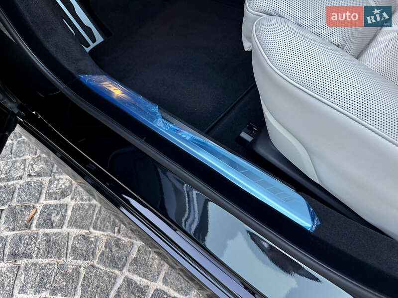 Седан BMW 7 Series 2024 в Днепре