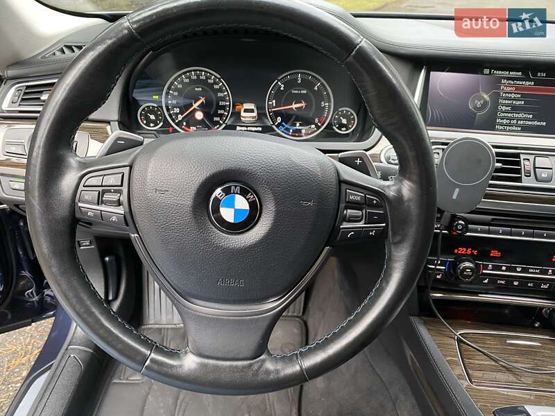 Седан BMW 7 Series 2014 в Киеве