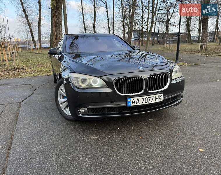 Седан BMW 7 Series 2009 в Киеве