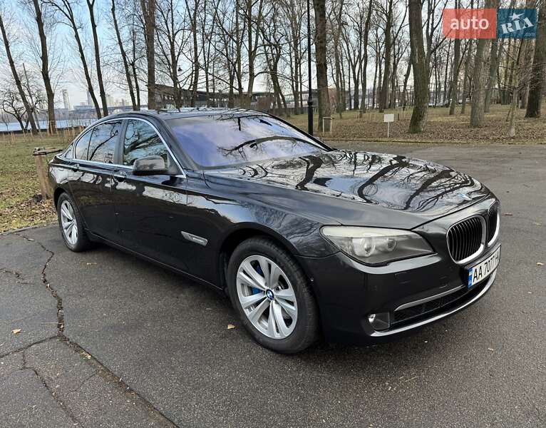 Седан BMW 7 Series 2009 в Киеве