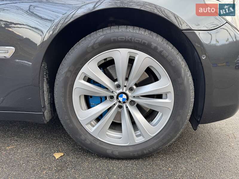 Седан BMW 7 Series 2009 в Киеве