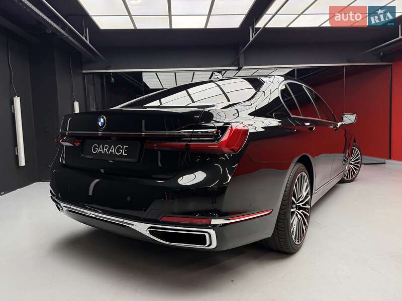 Седан BMW 7 Series 2020 в Киеве