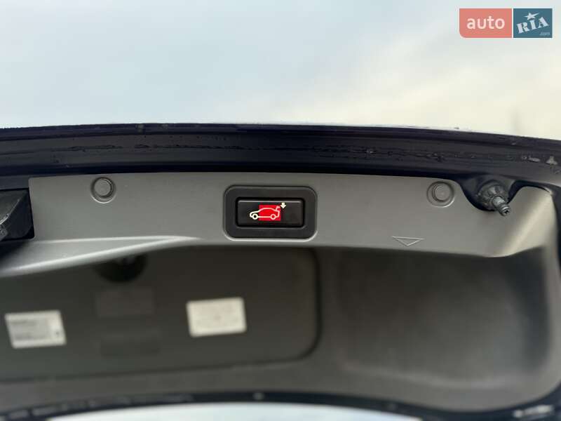 Седан BMW 7 Series 2003 в Хмельницком