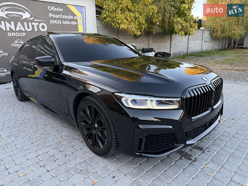 Седан BMW 7 Series 2021 в Виннице