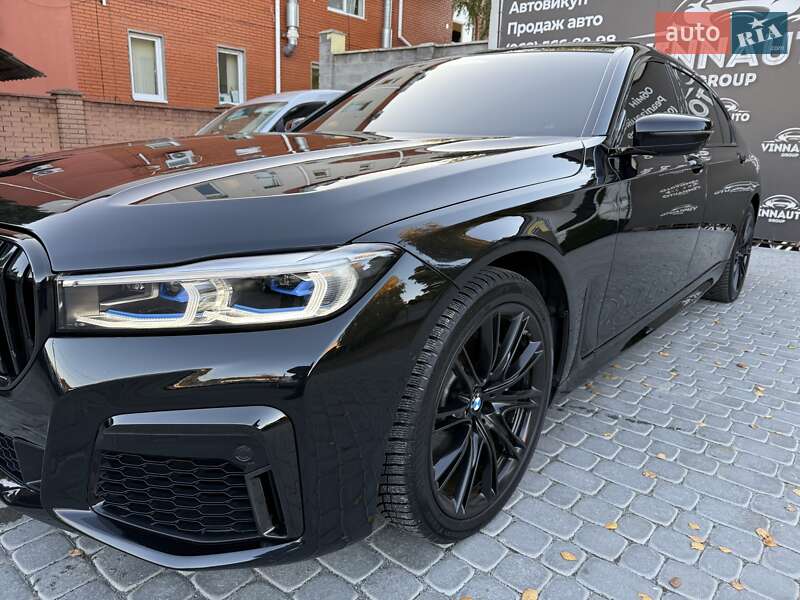 Седан BMW 7 Series 2021 в Виннице